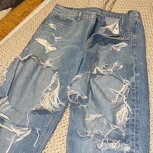 American Eagle Mom Jeans